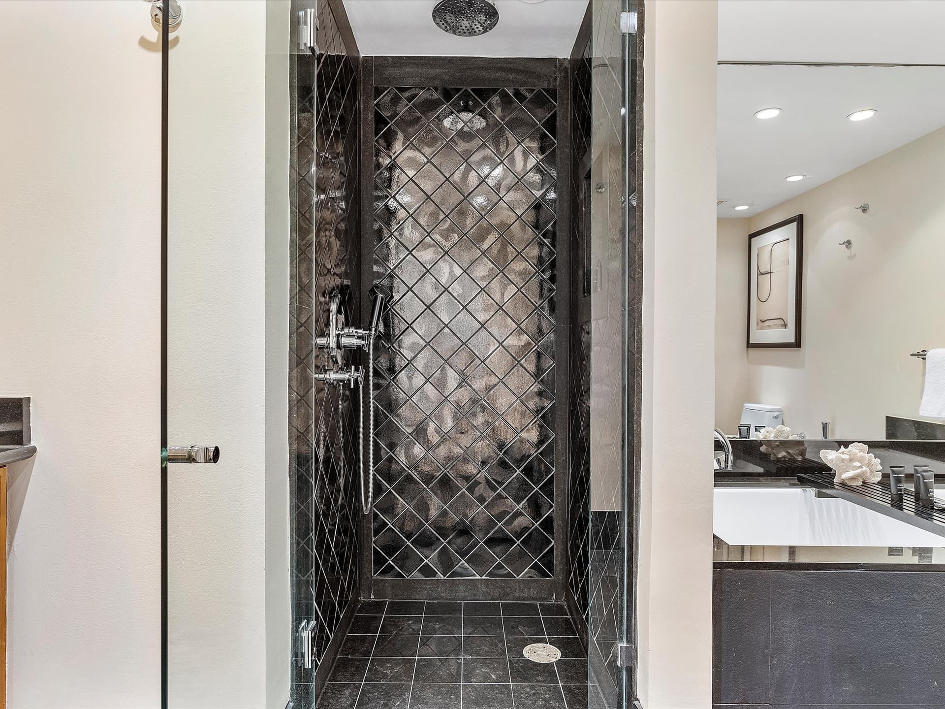 Ocean & Skyline Tranquility - Image 43