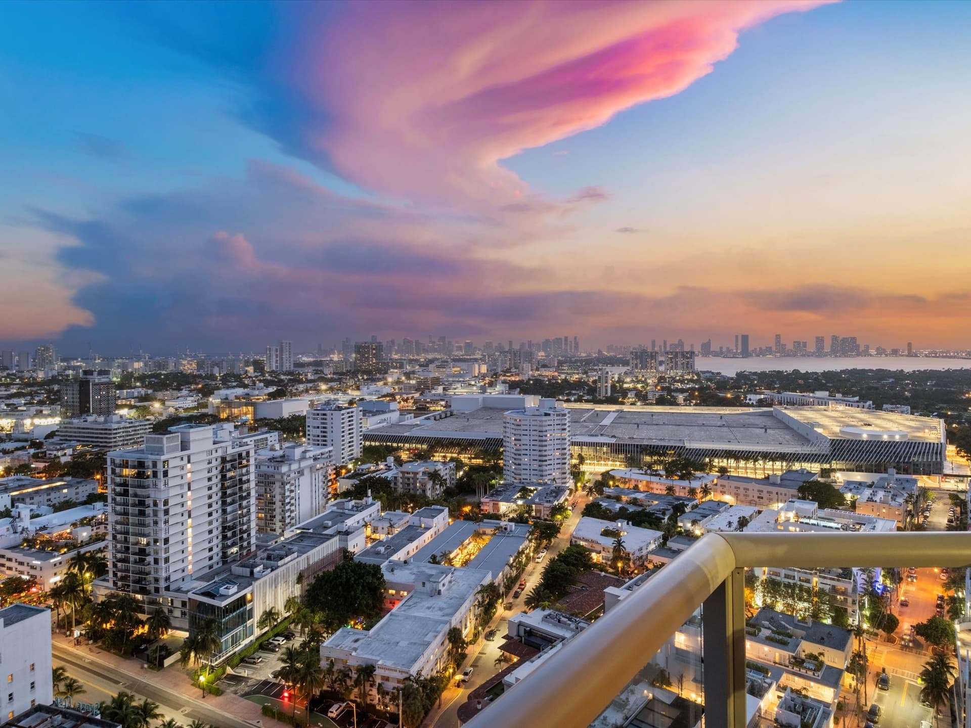 Ocean & Skyline Tranquility - Image 45