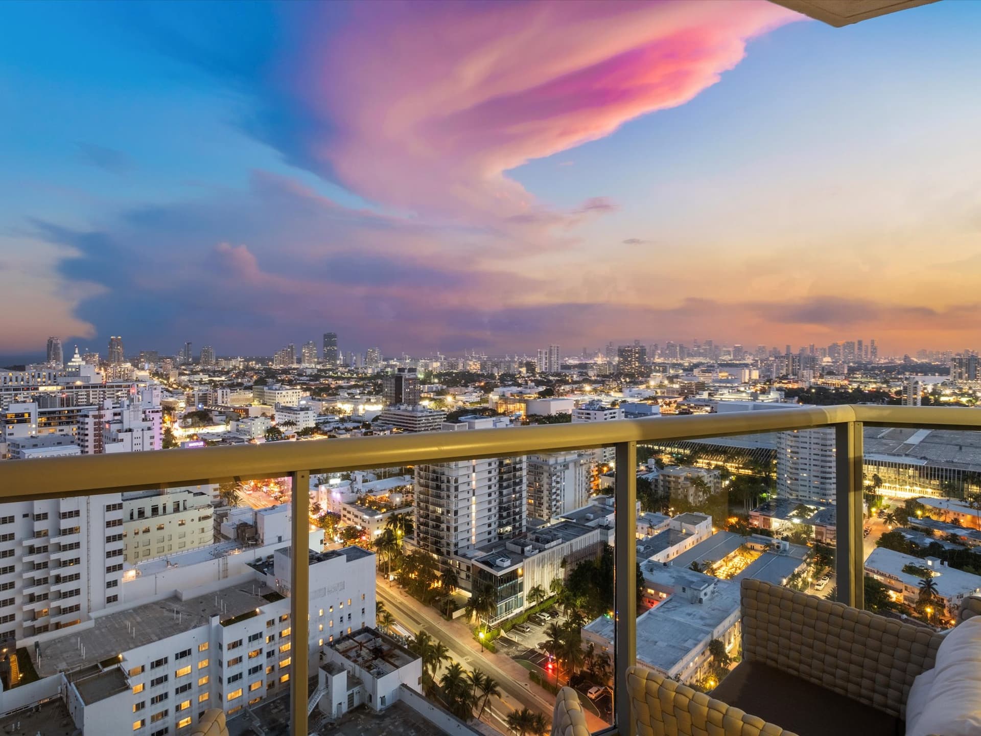 Ocean & Skyline Tranquility - Image 46