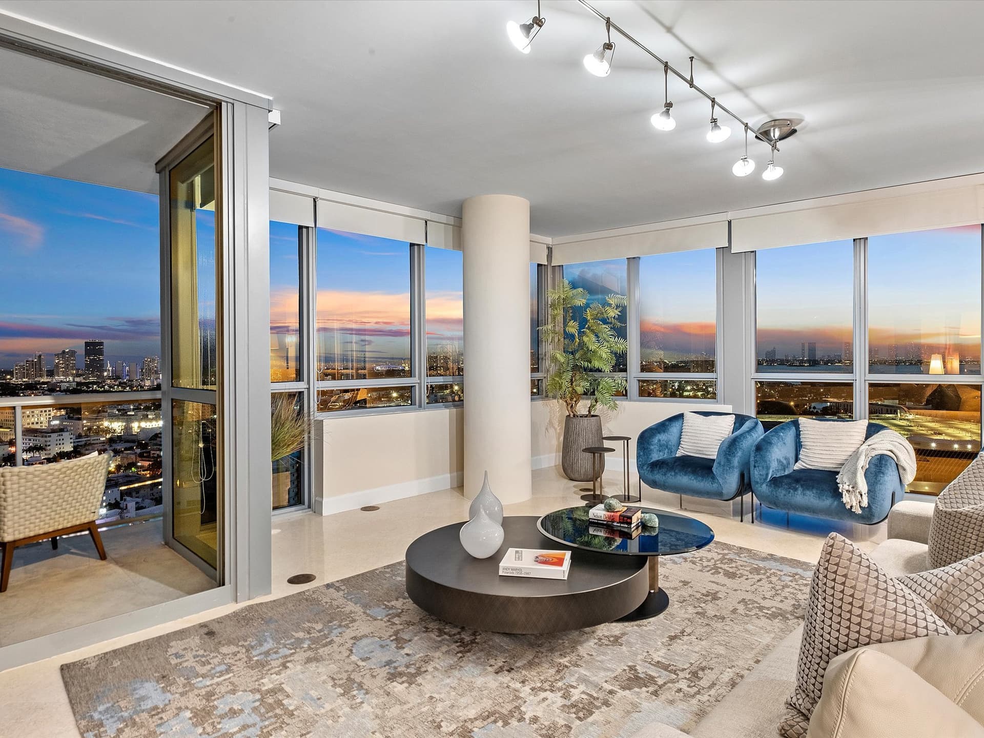 Ocean & Skyline Tranquility - Image 57