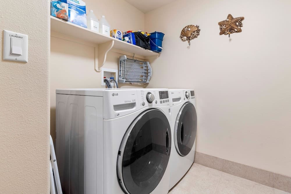 Halii Kai #10E - Image 29