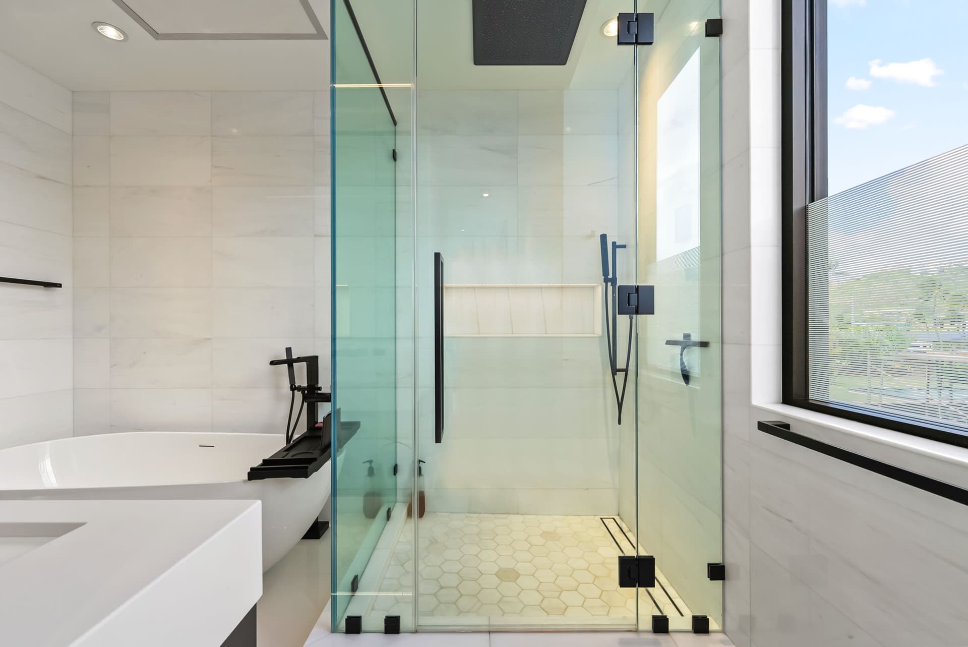 Ocean Villa Emilie - Image 35