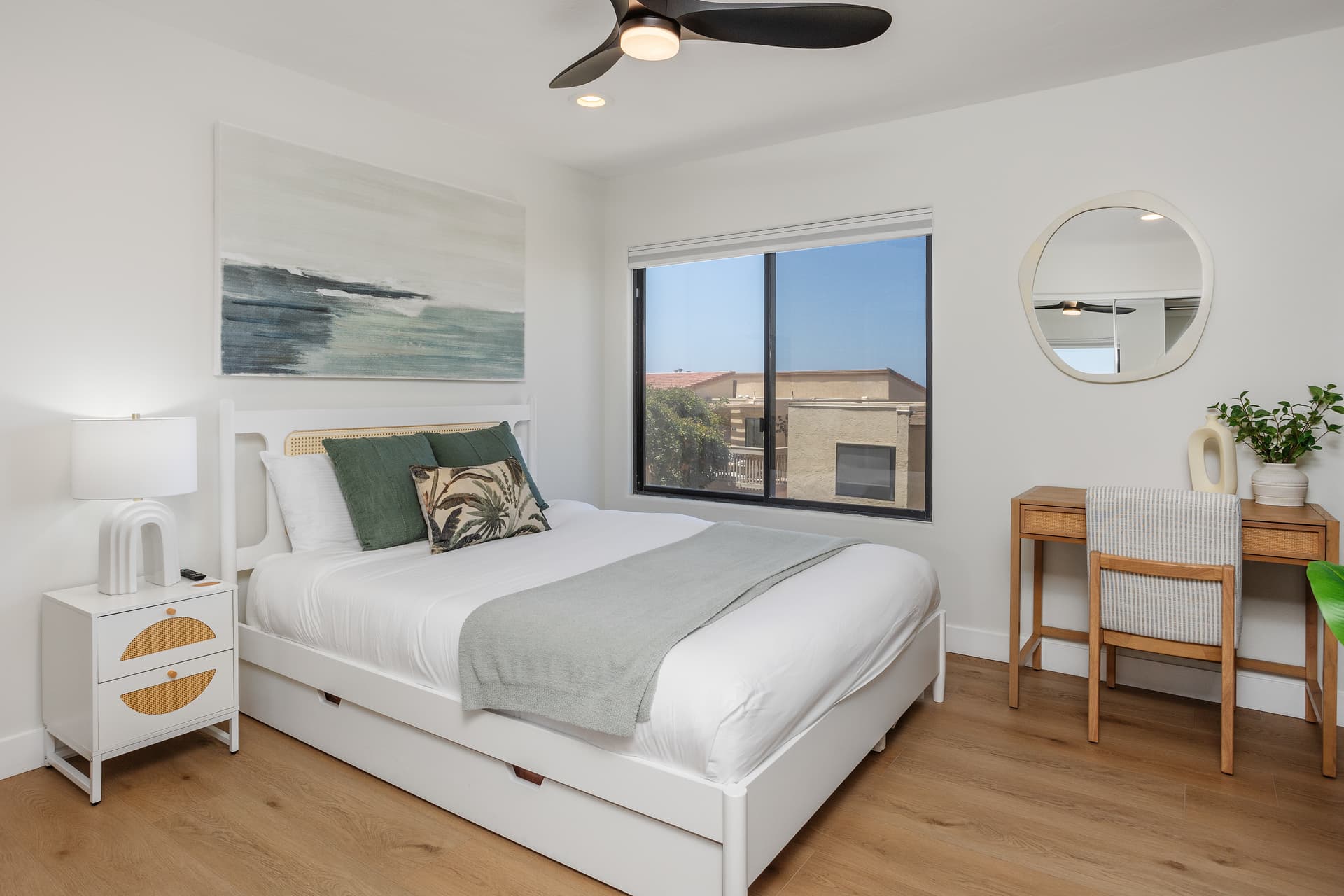 Ocean Whisper Hideaway - Image 24