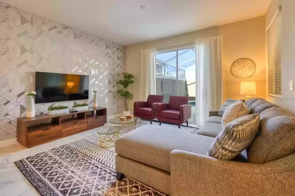 Champions Crown - Image 1