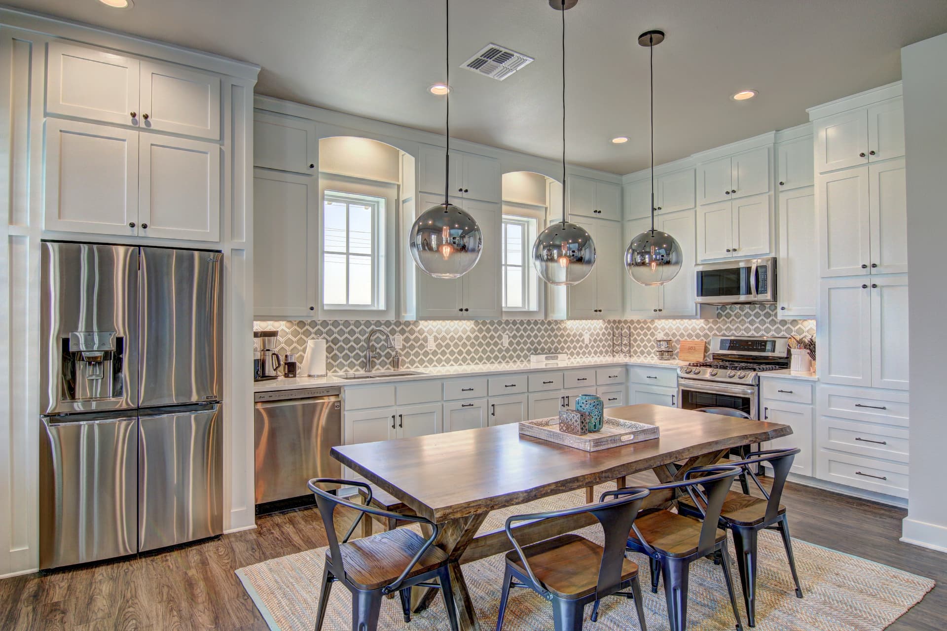 Off the Beachin' Path - Image 5