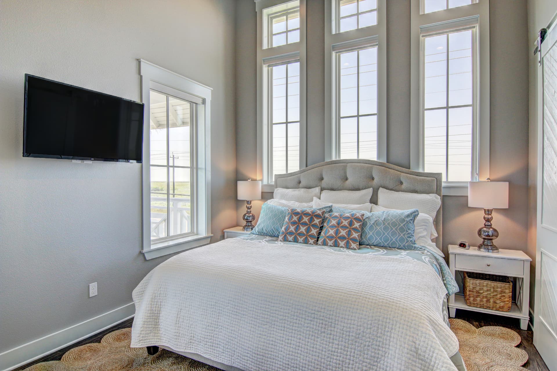 Off the Beachin' Path - Image 12