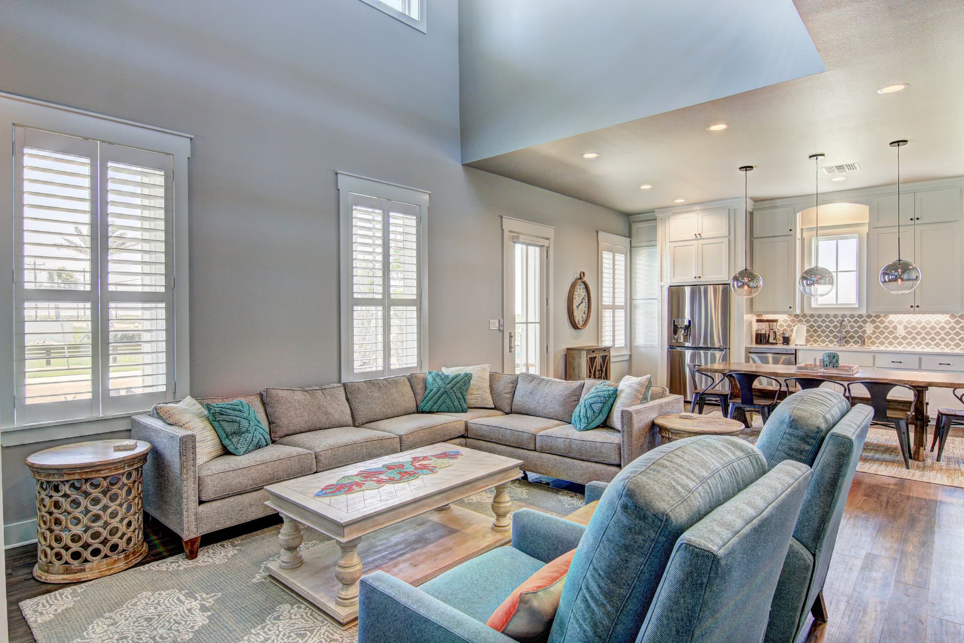 Off the Beachin' Path - Image 4