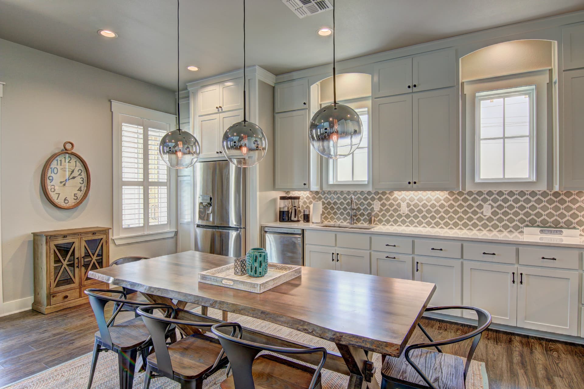 Off the Beachin' Path - Image 7