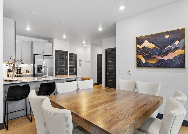 Crestview Chalet Bliss - Image 8