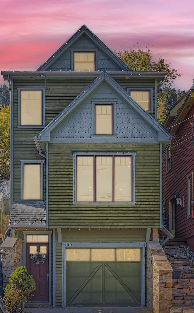 Gold Light Retreat - Image 2