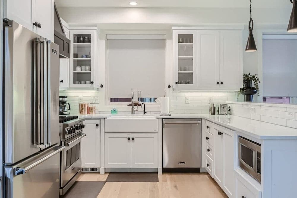 Gold Light Retreat - Image 10