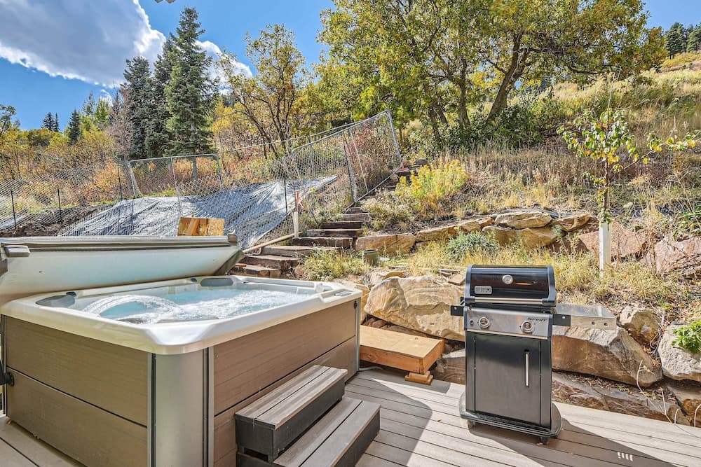 Gold Light Retreat - Image 32