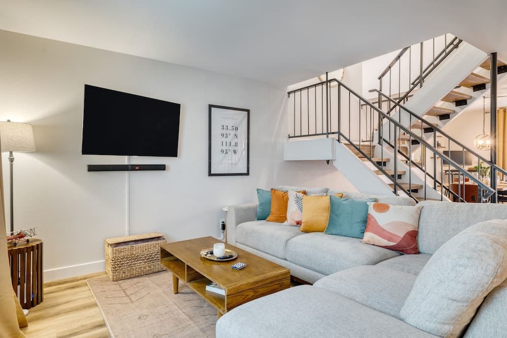 Old Town Treasure - Image 4