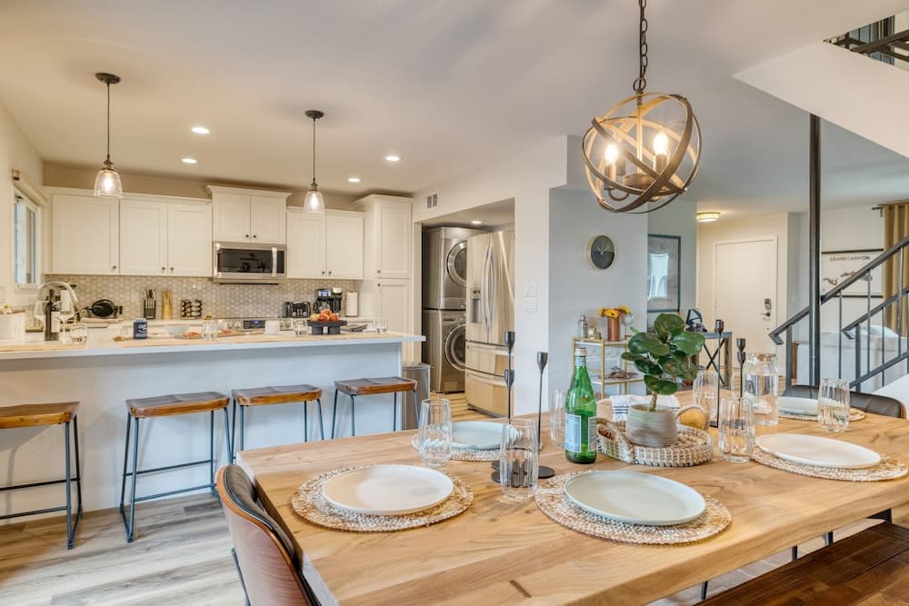 Old Town Treasure - Image 5