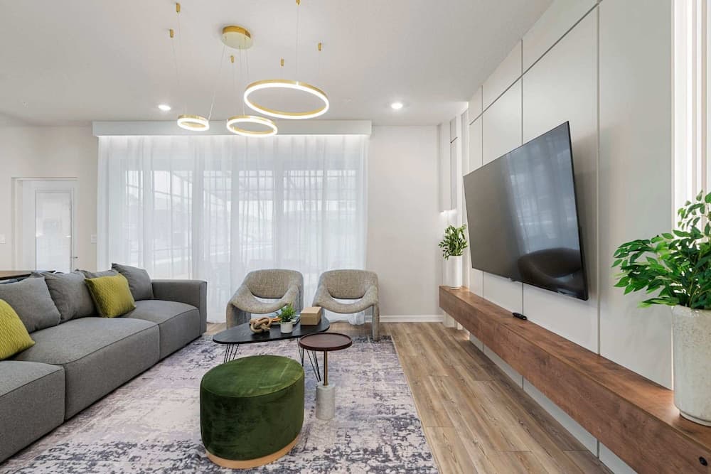 Windsor Cay Haven - Image 1