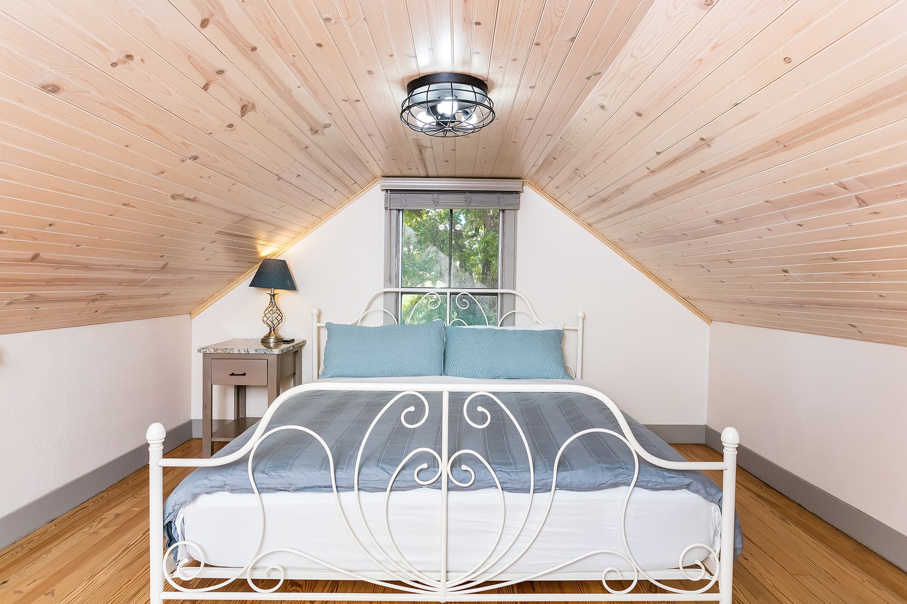 Opa O's Gast Haus - Image 18