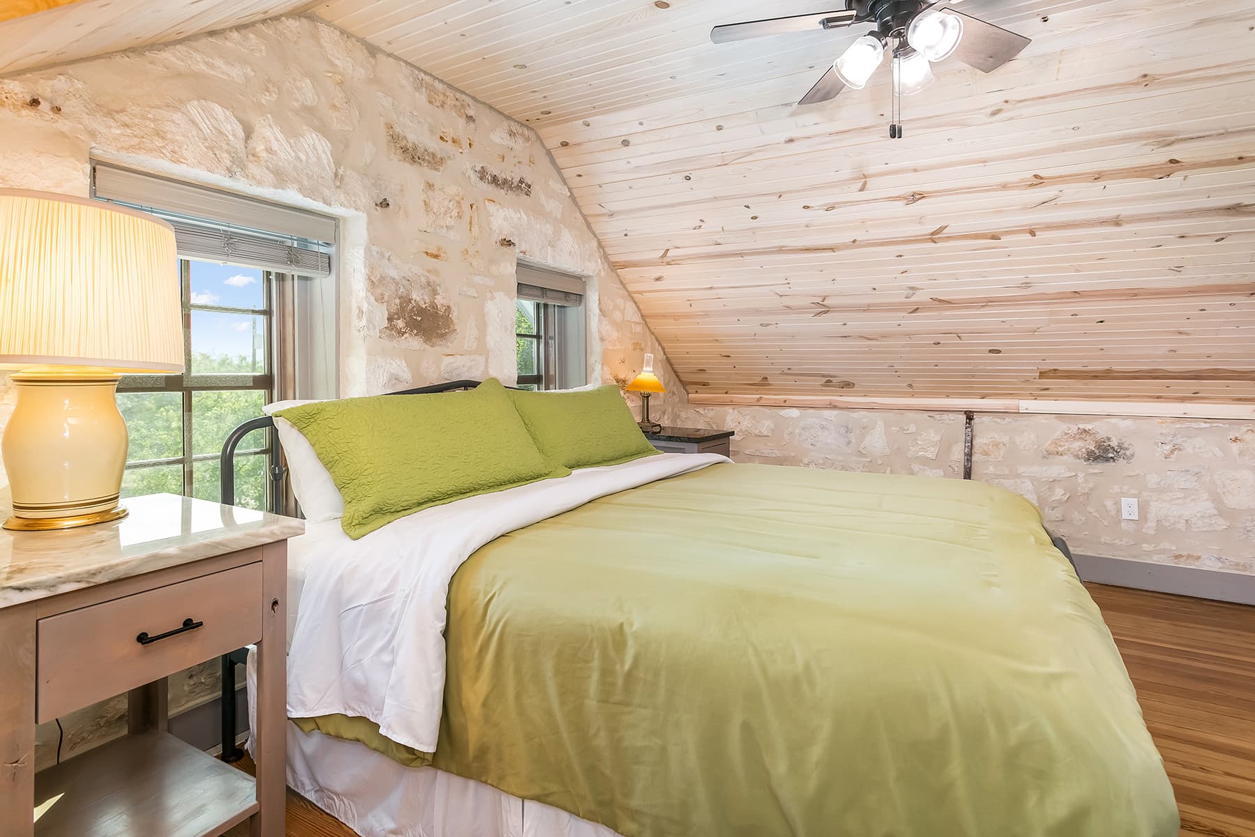 Opa O's Gast Haus - Image 23