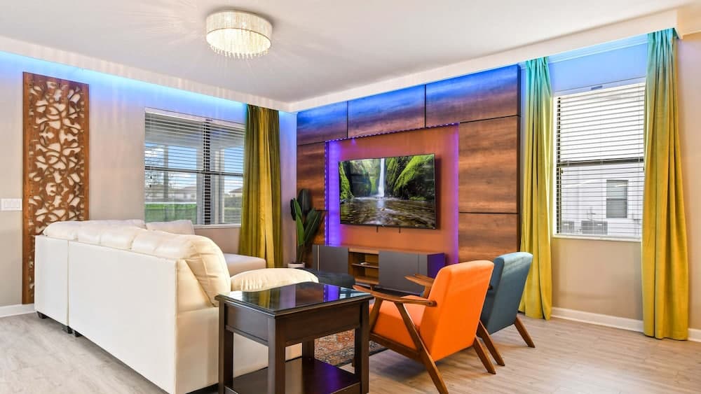 Regal Opulent Villa - Image 2