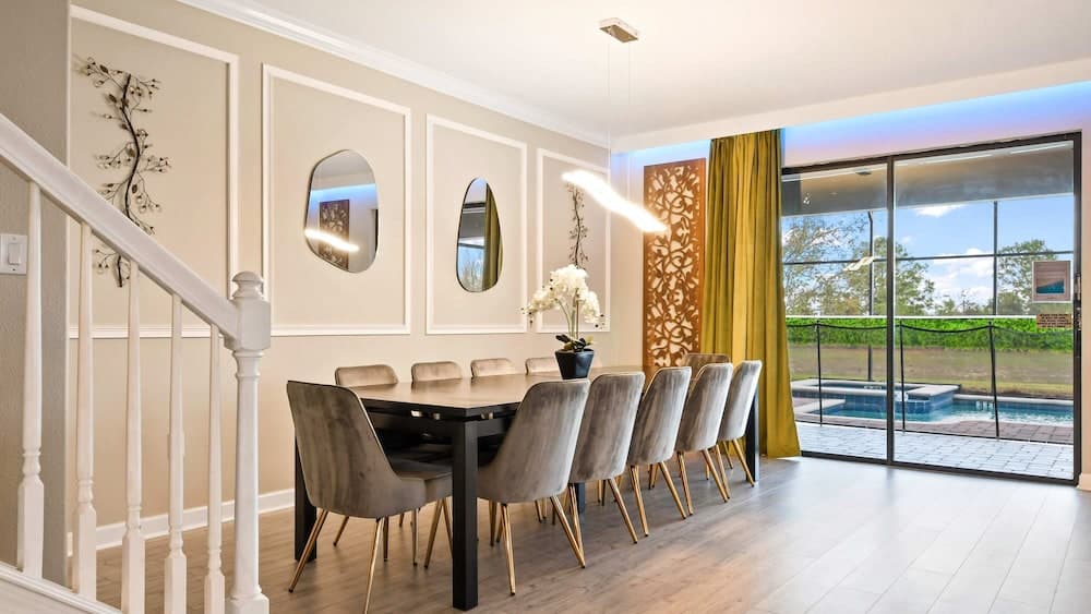 Regal Opulent Villa - Image 3