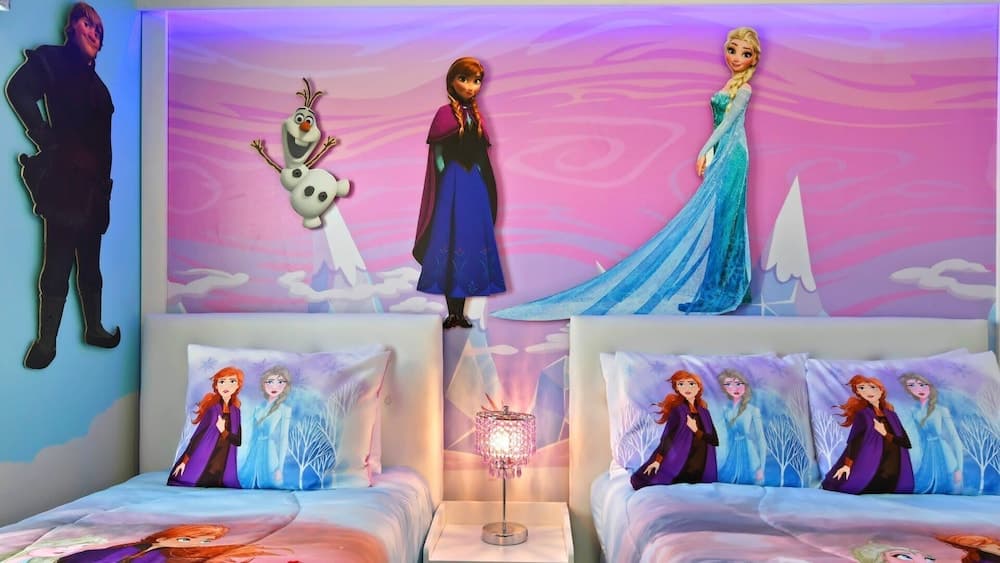 Opulent Villa - Image 16