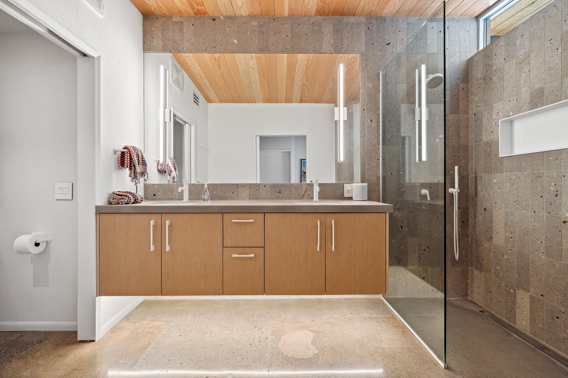 Orange Crush - Image 36