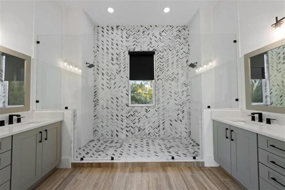 Our Great Escape - Image 21