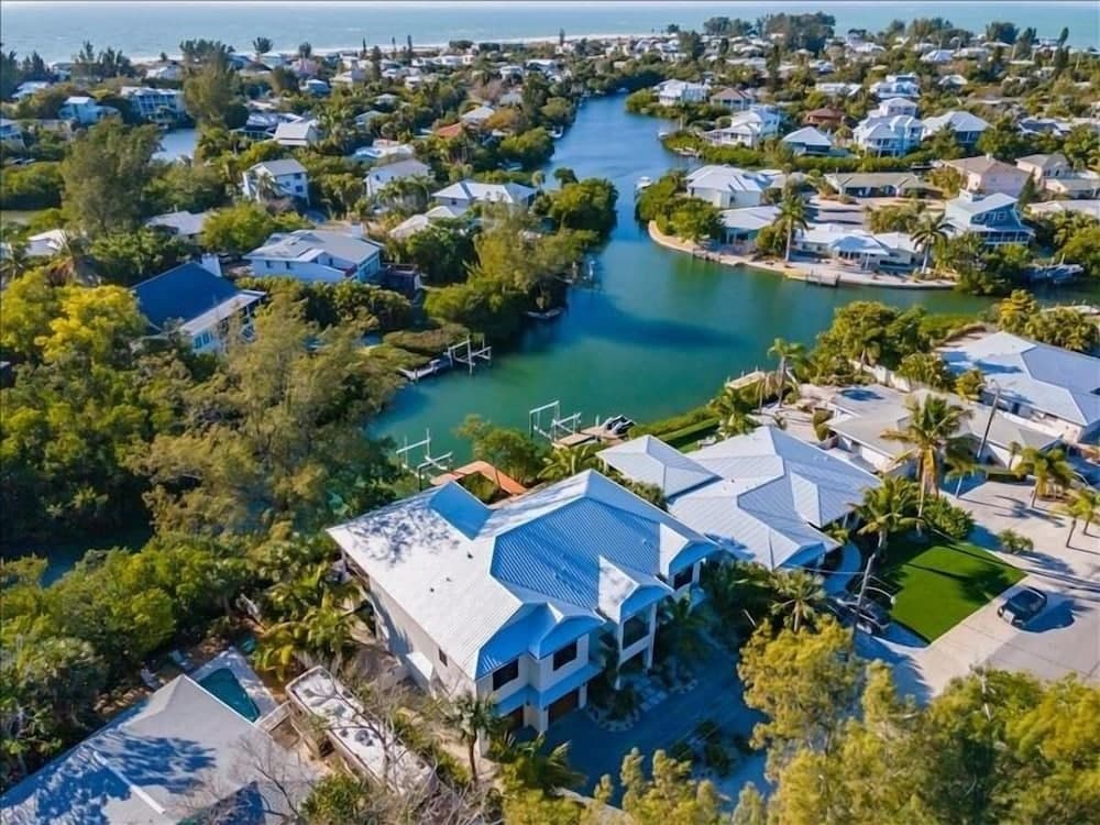 Our Great Escape - Image 55