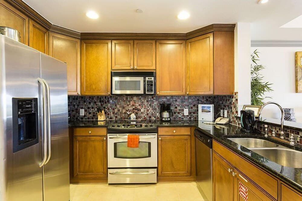 Polished Palms - Image 3