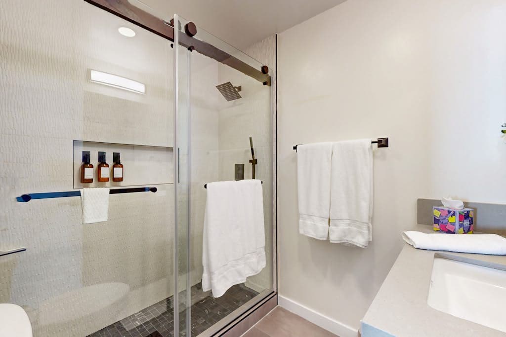 San Diego Haven - Image 9