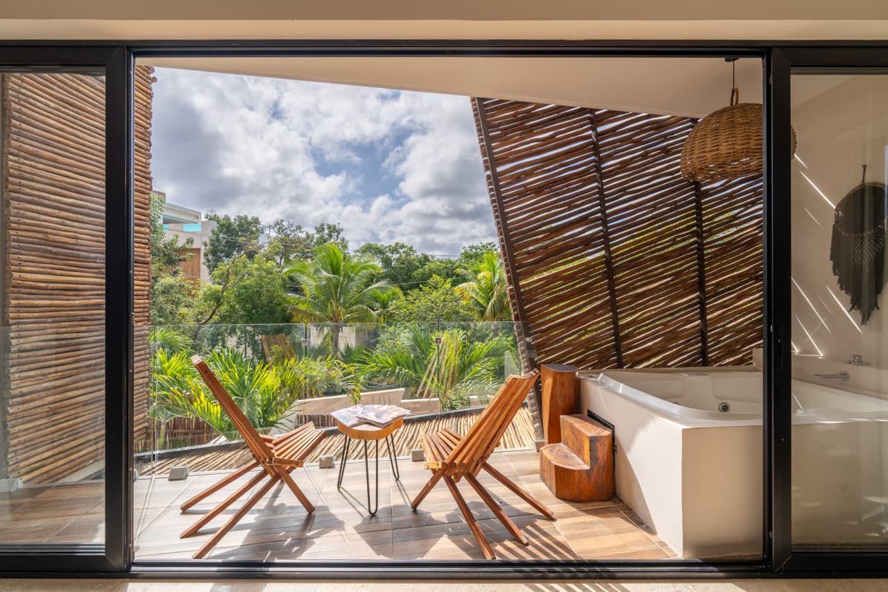 Jungle Sky Residence - Image 4