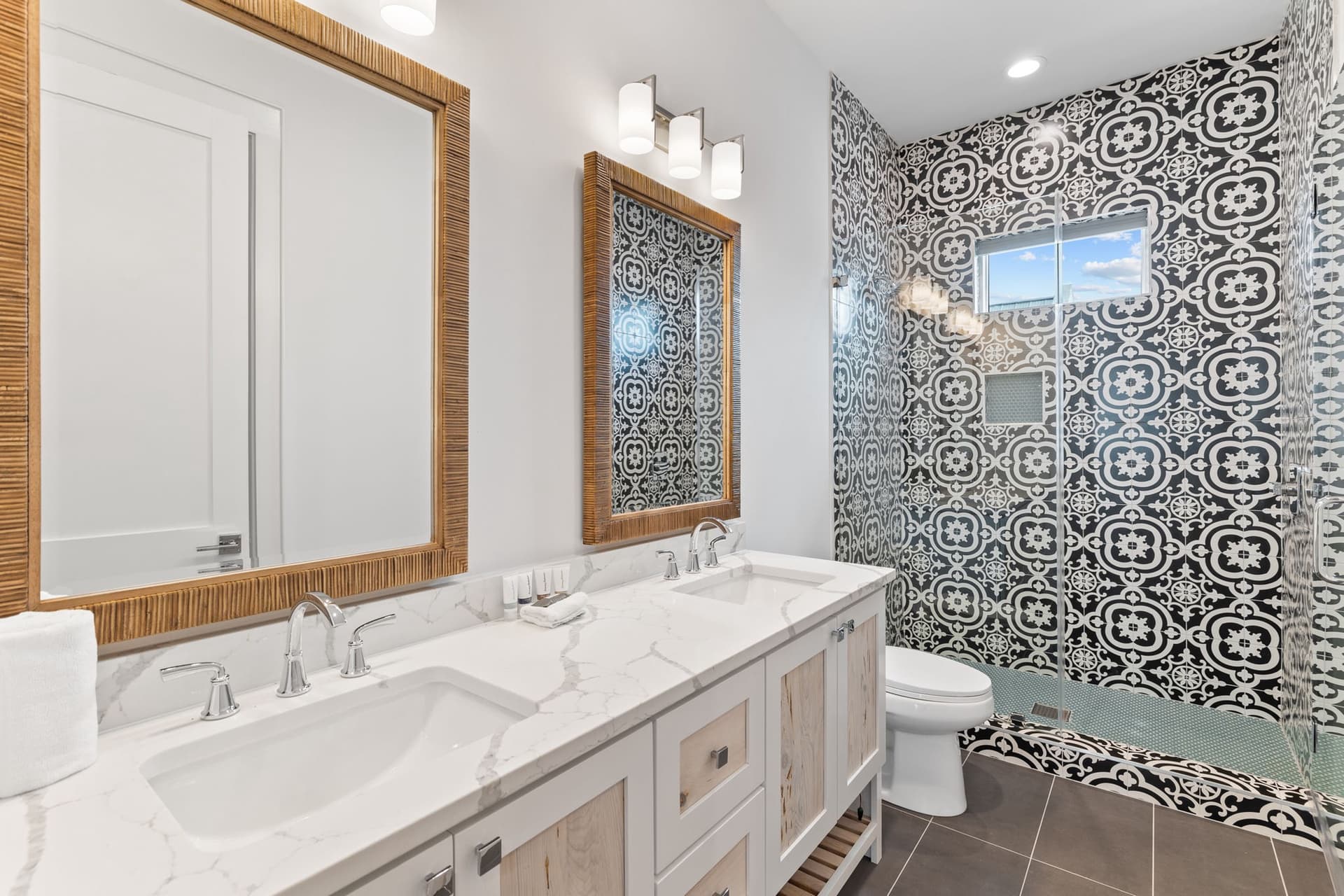 Seven Palms Pinnacle - Image 30