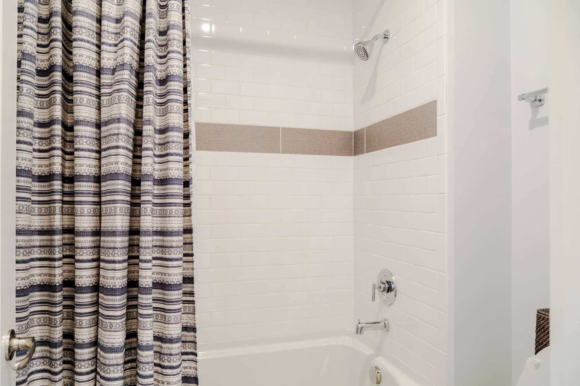 Nashville Coastal House - Image 41