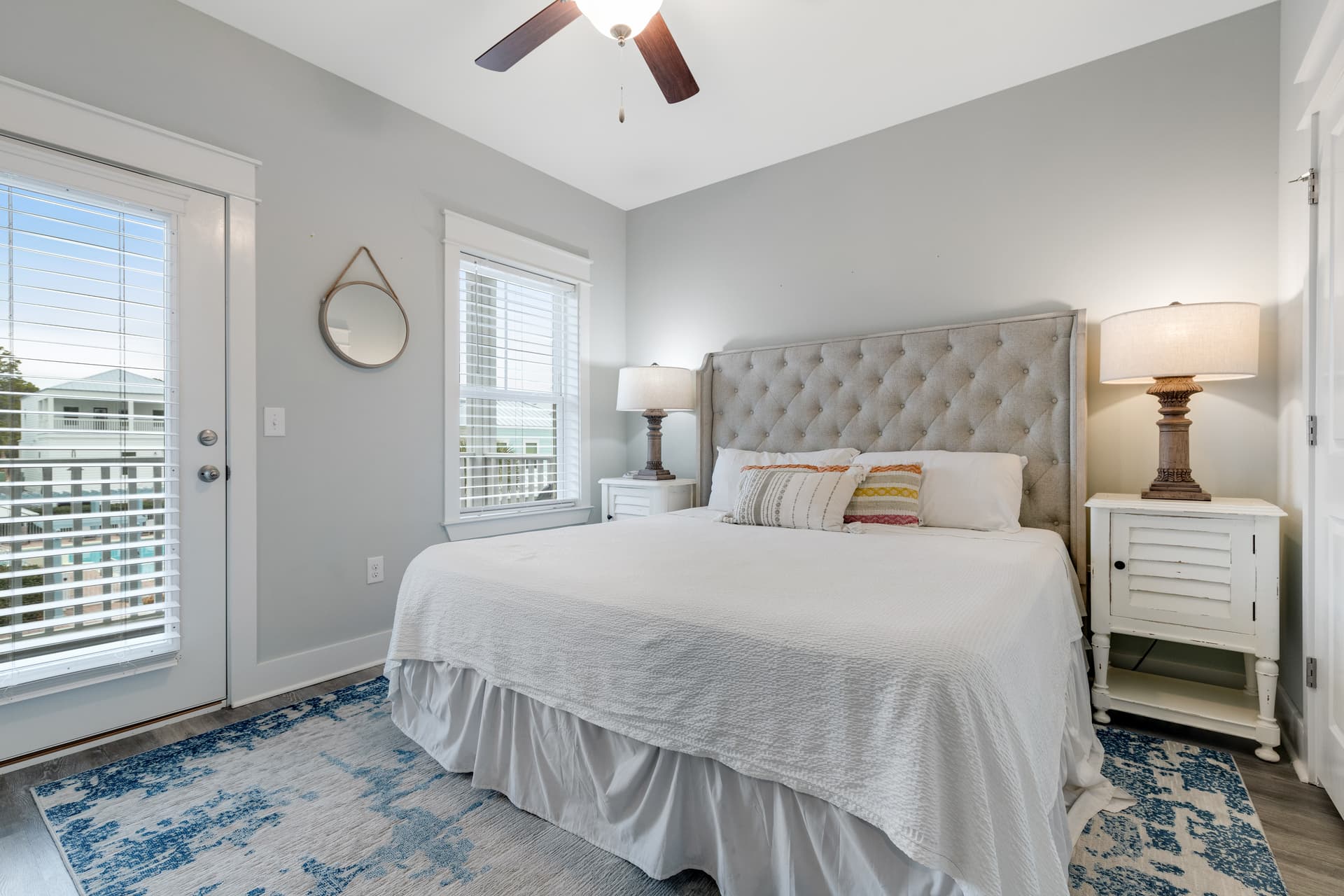 Porches N' Paradise House - Image 20