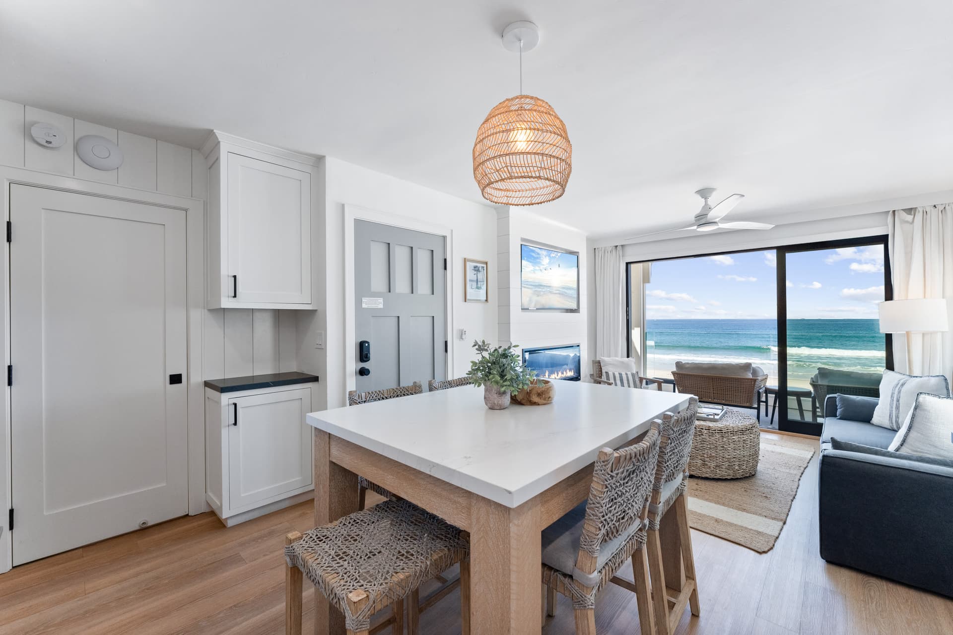 Mission Beach Suites - Image 52