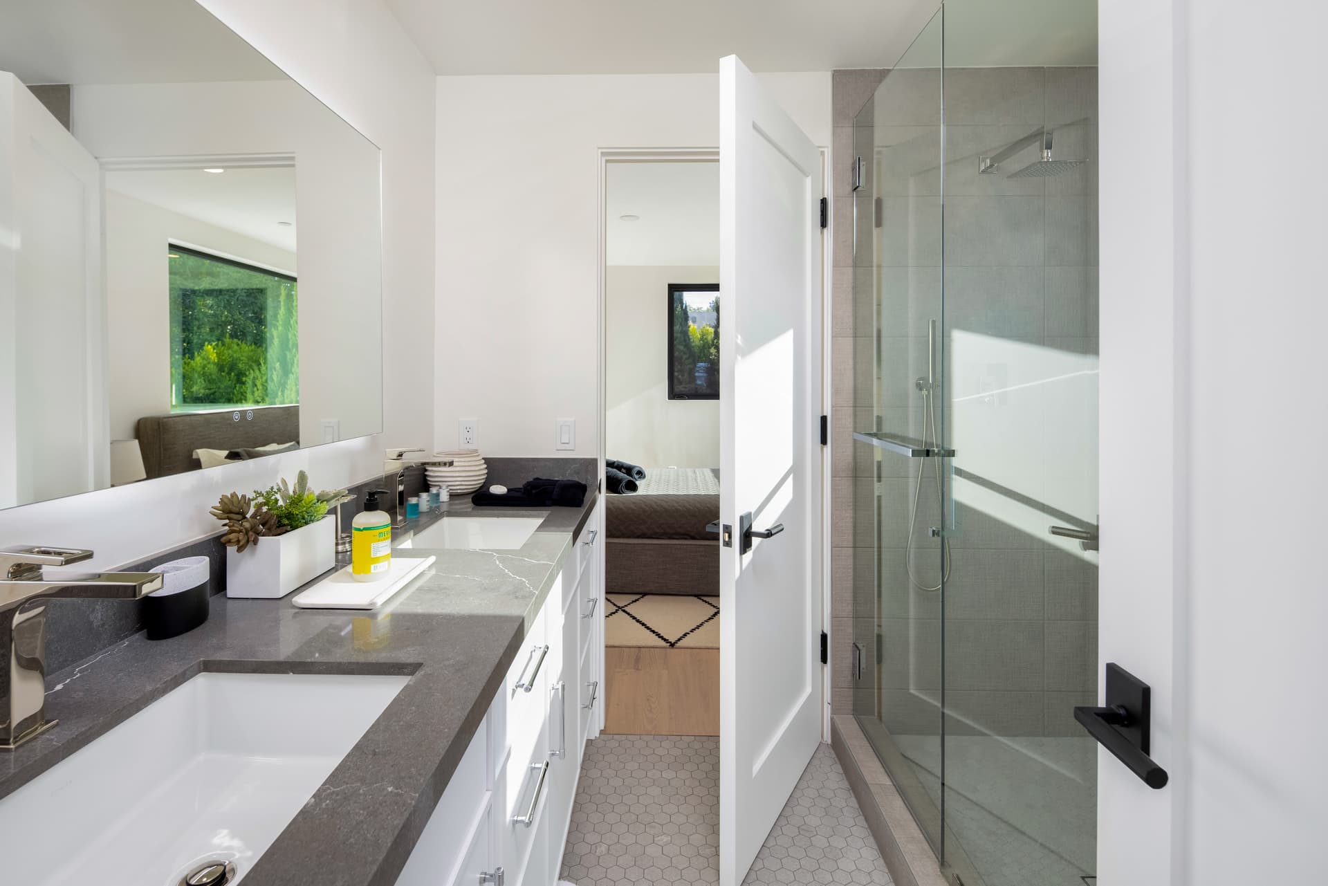 Waring Villa - Image 15