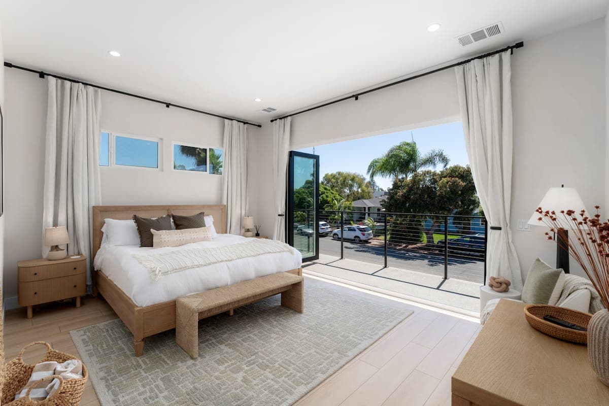 Ocean View Poolside Retreat - Image 19