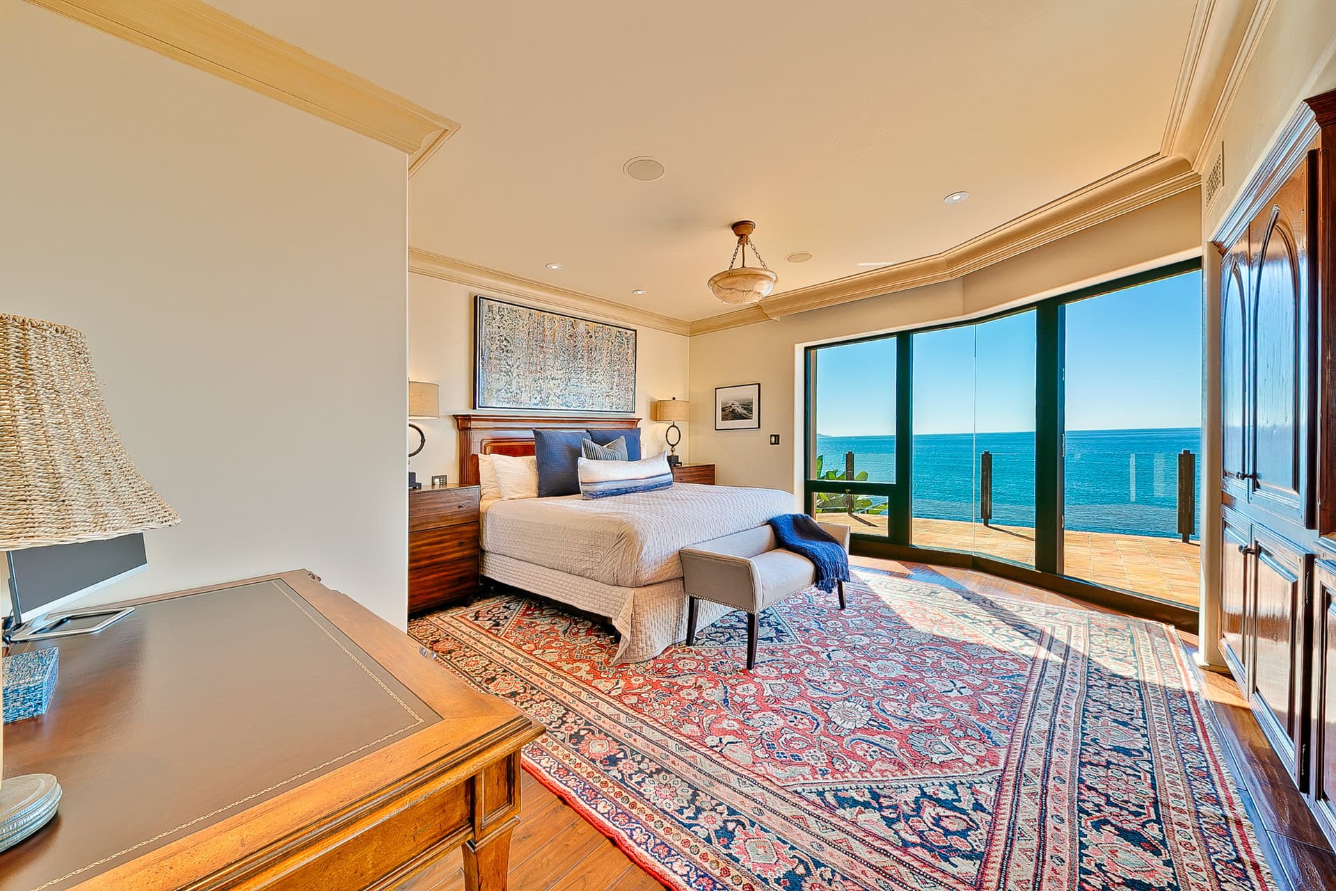 Pacific Paradise - Image 23