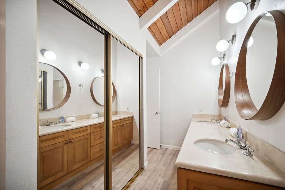 Pali Ke Kua #237 - Image 18