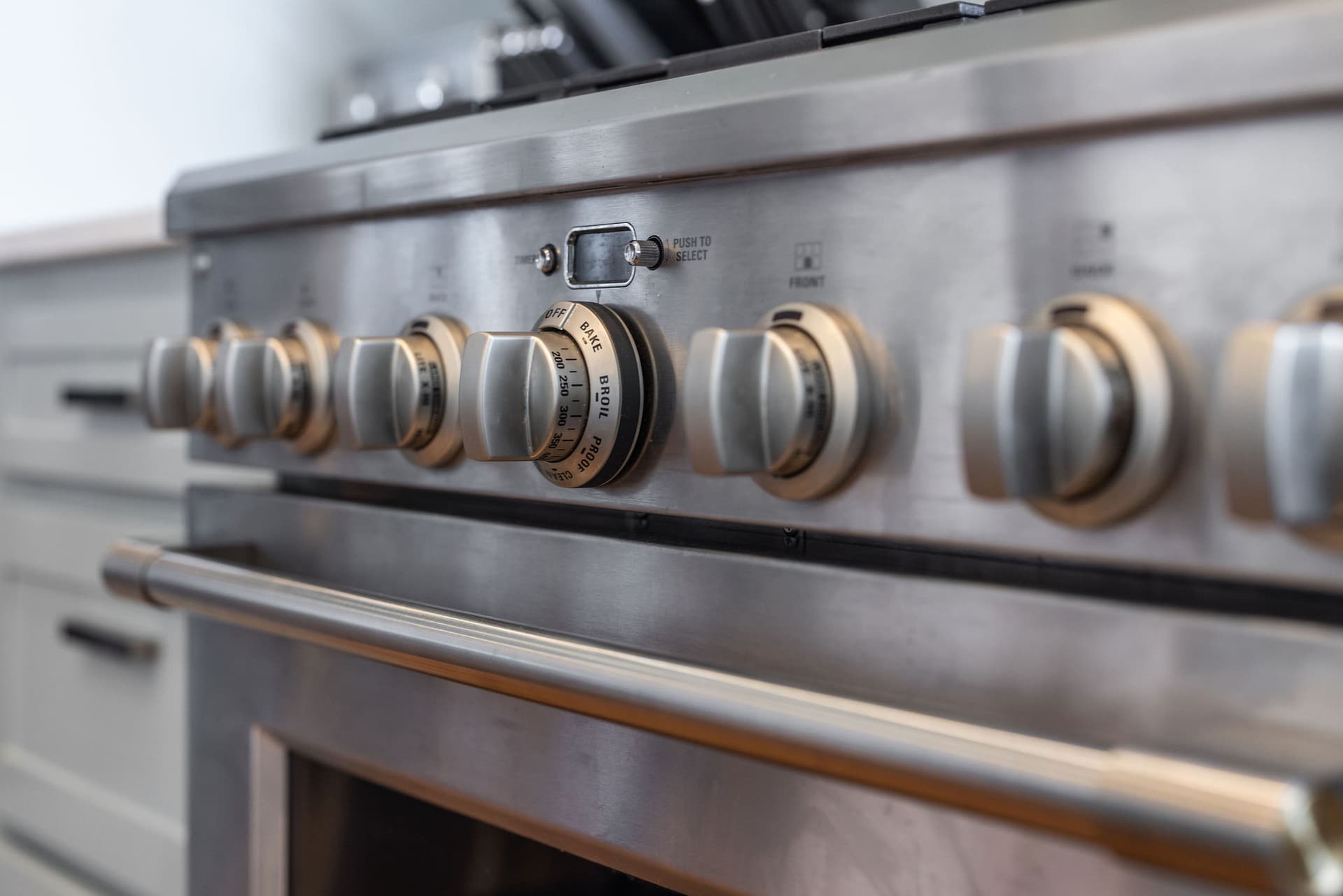 2906 All Decked Out - Image 15