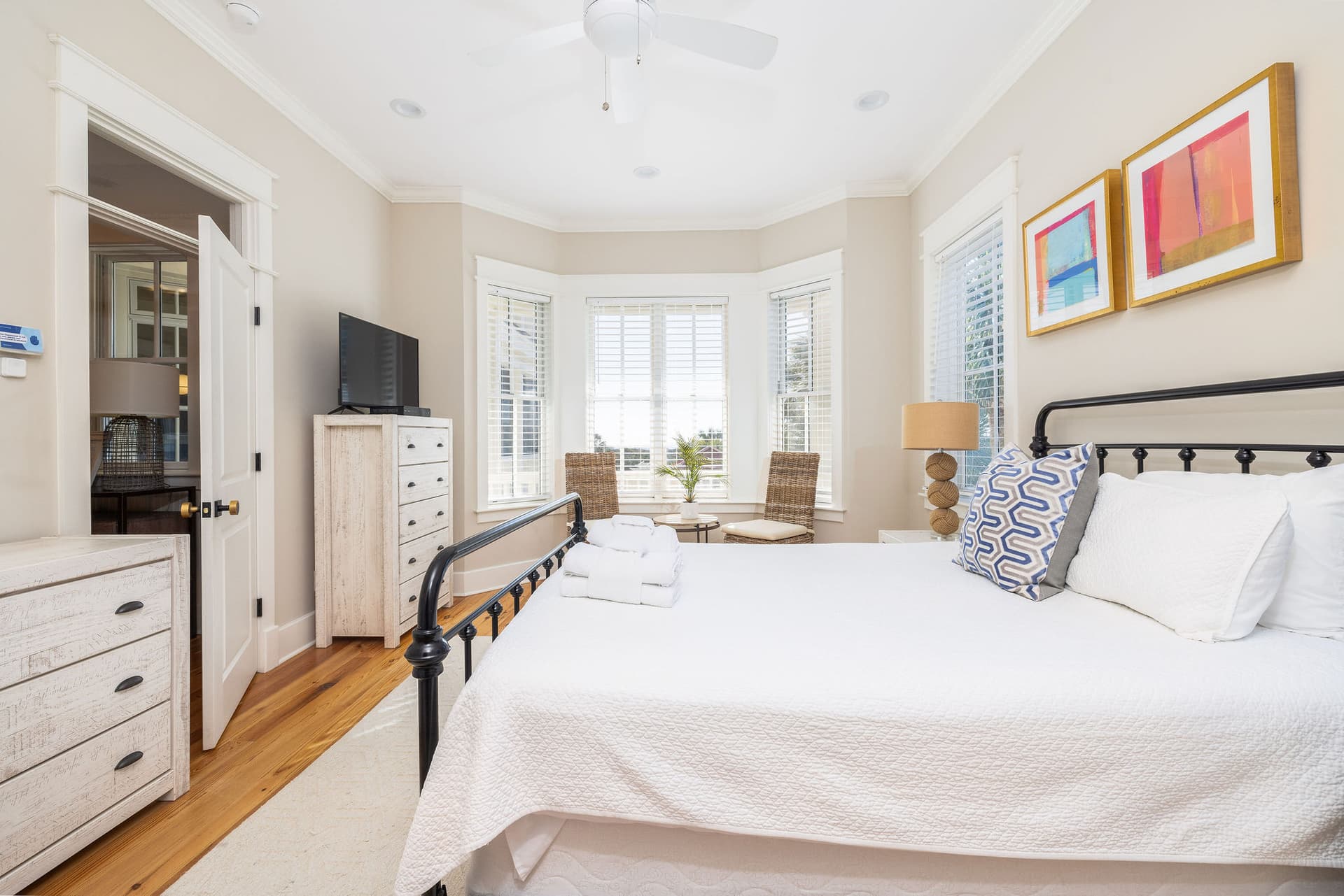 2906 All Decked Out - Image 24