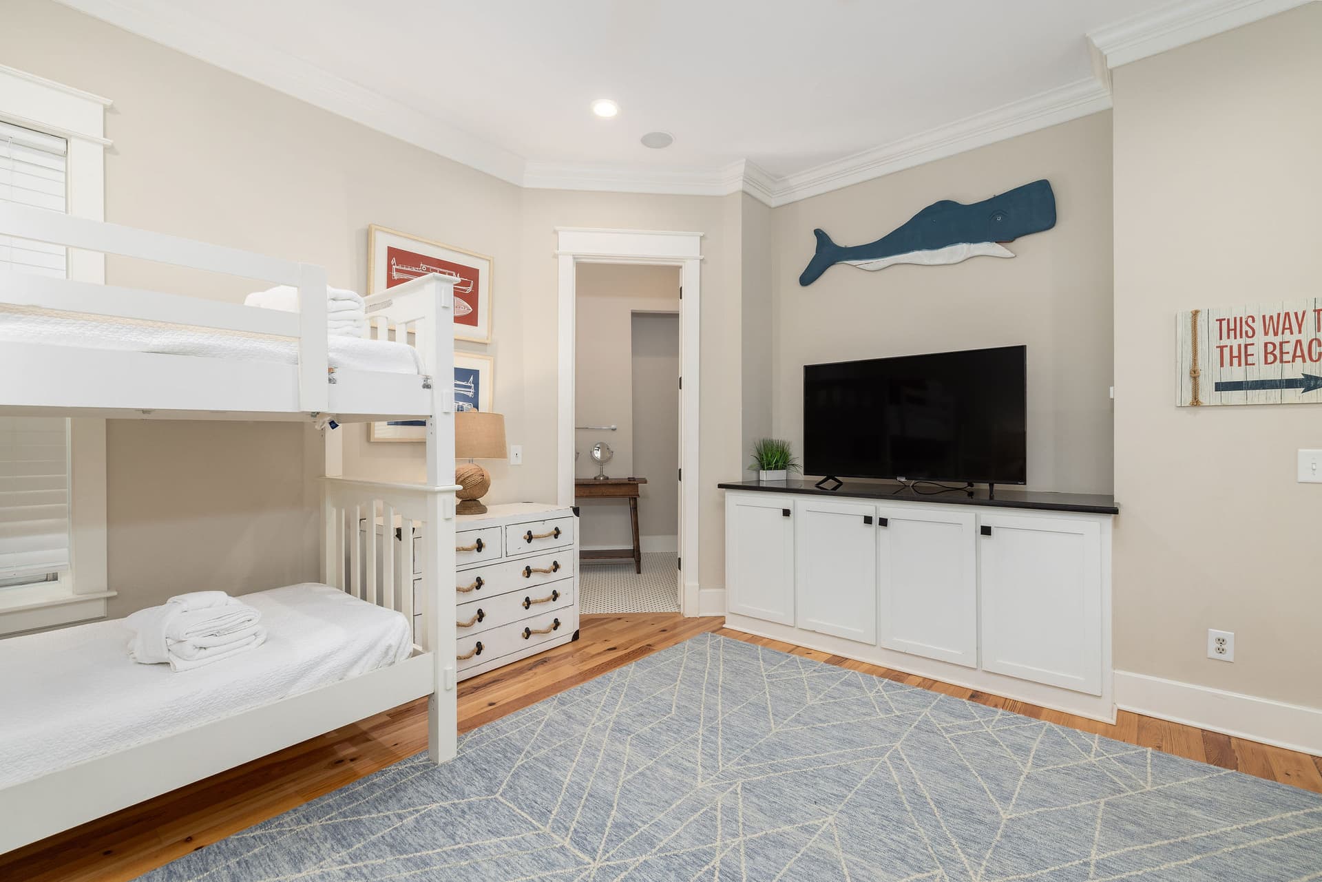 2906 All Decked Out - Image 27