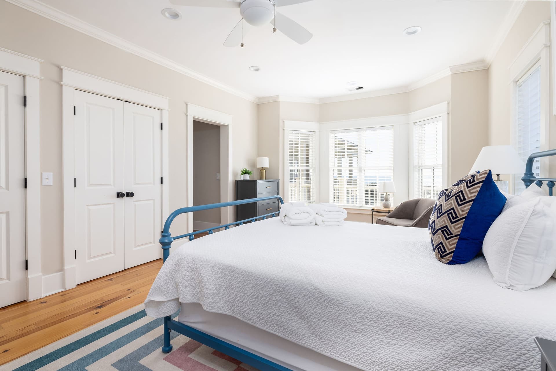 2906 All Decked Out - Image 41