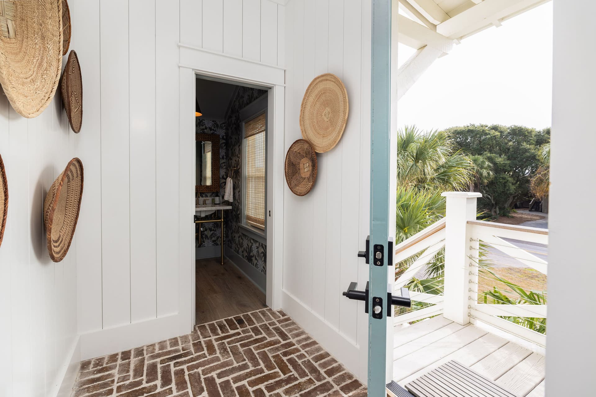 White Sands - Image 14