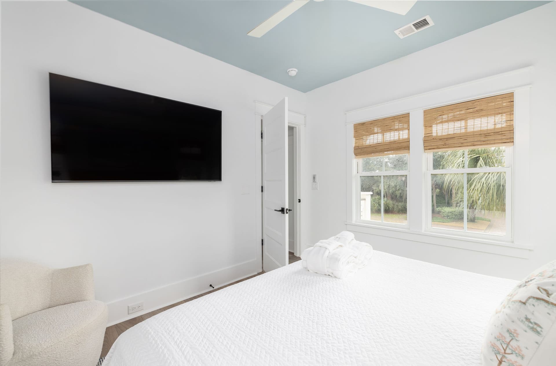 White Sands - Image 33