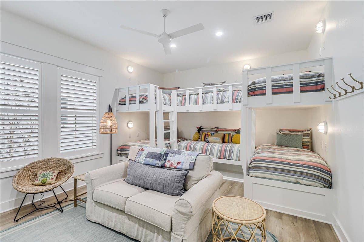 Palm Palace - Image 21