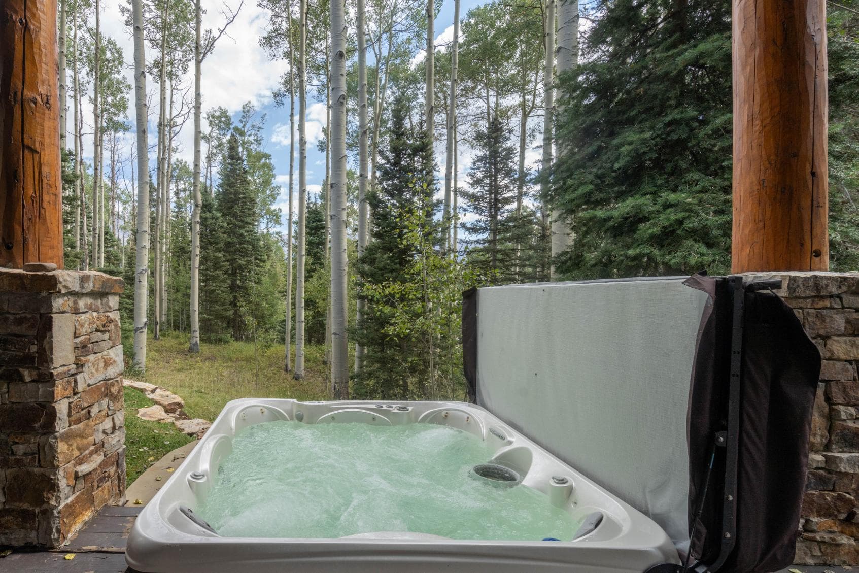 Timberstone Lodge - Image 2