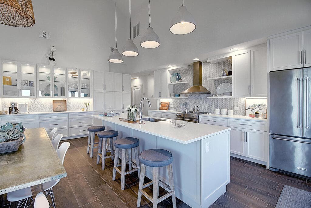 Panoramic Bay - Image 14