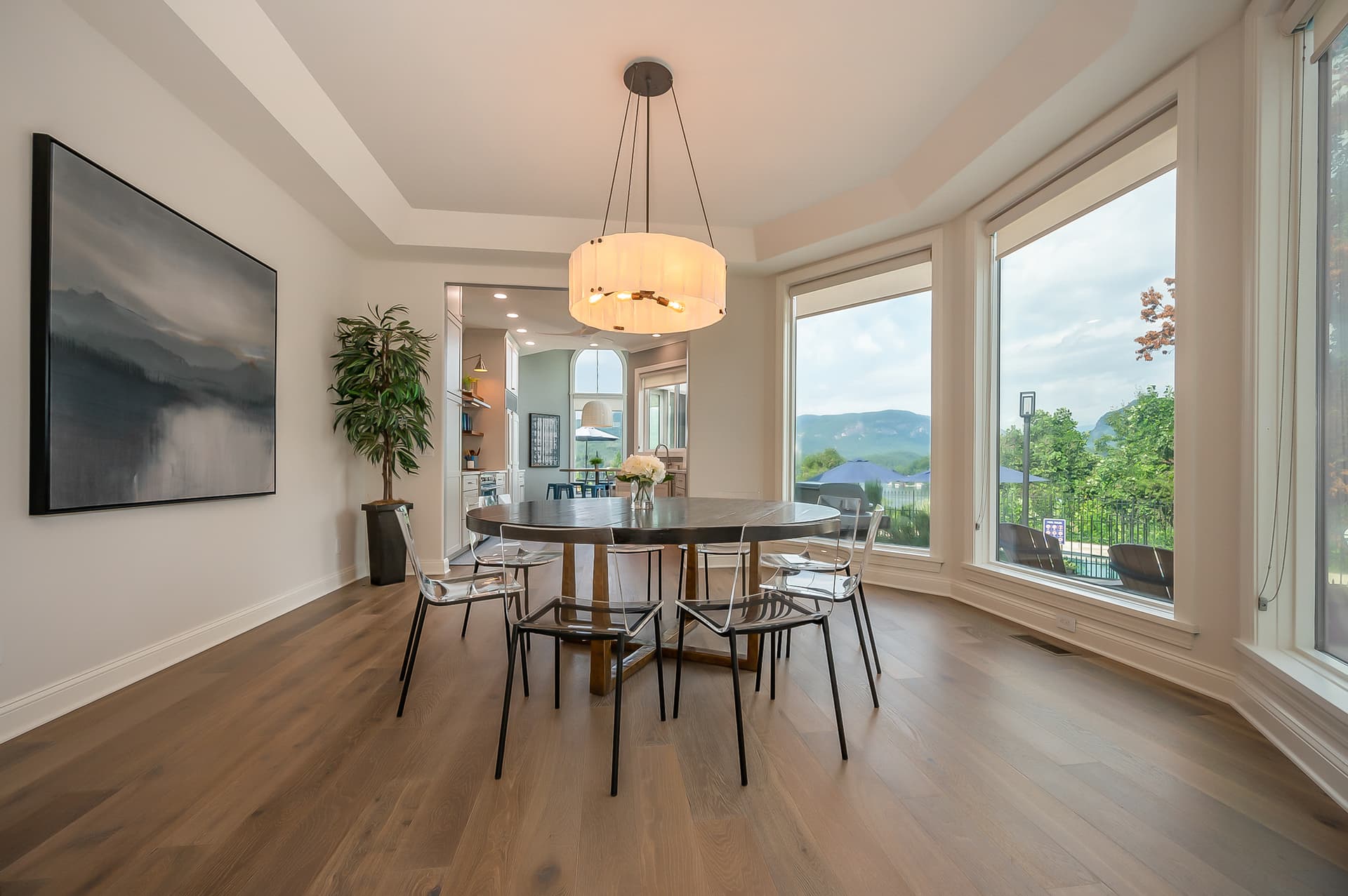 Panoramic Paradise - Image 4