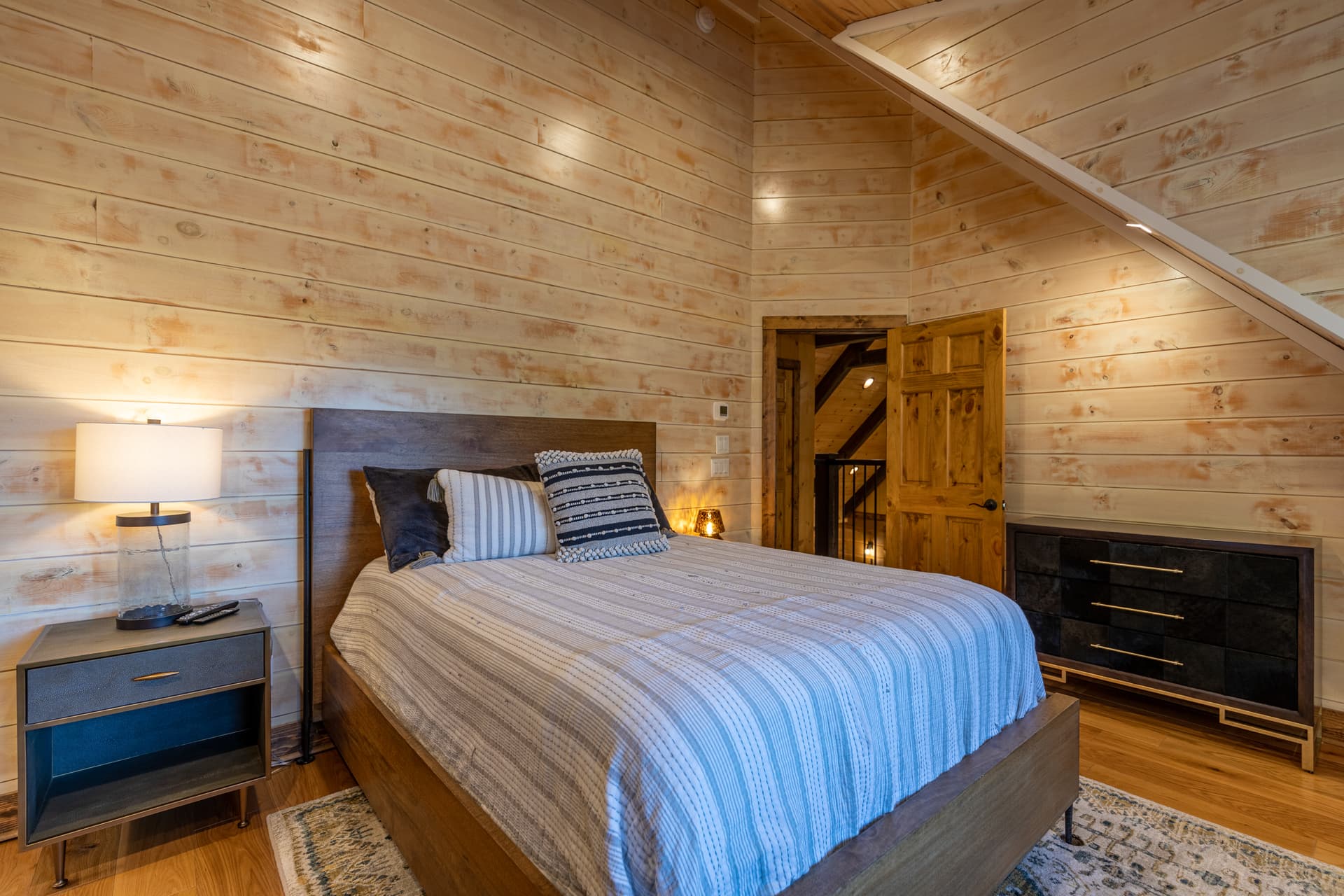 Papa's View - Image 32