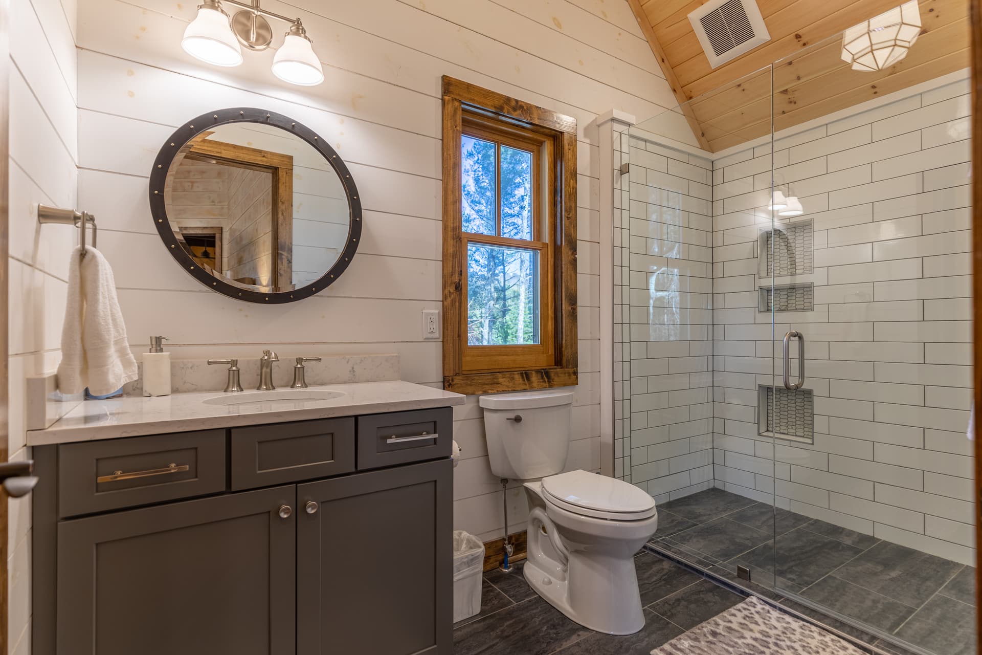 Papa's View - Image 33